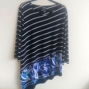 Chico's a symetrical top